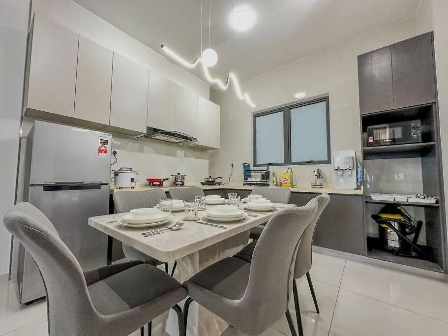 Seaview Sunset 3Br Suite Insstyle Dangabay Nearciq Johor Bahru Apartment